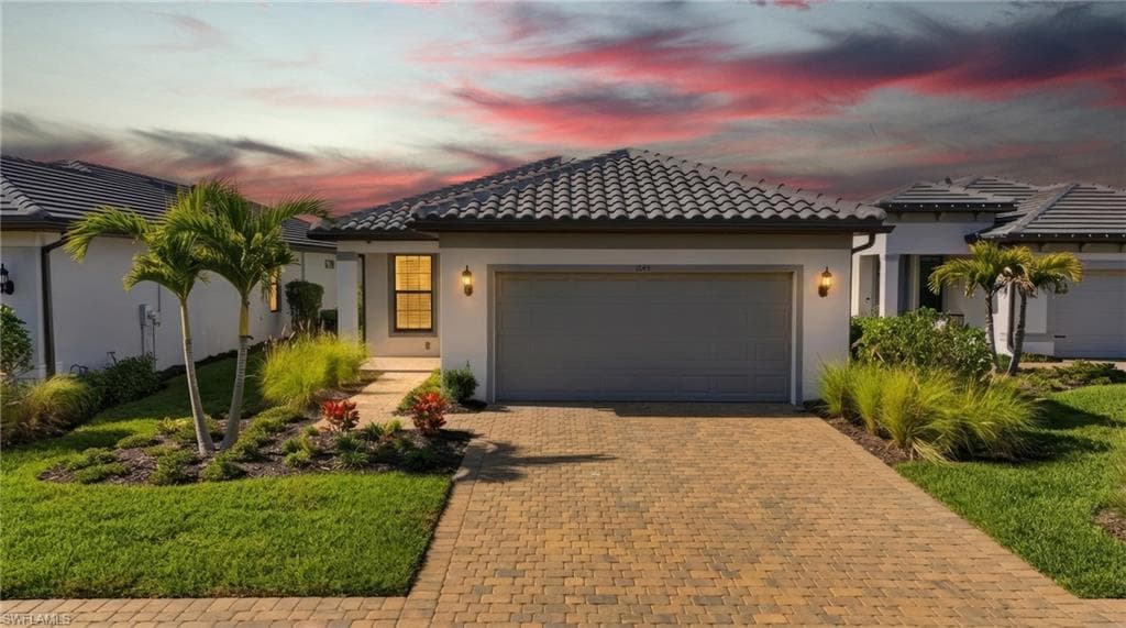 1645 Serena AVE-31