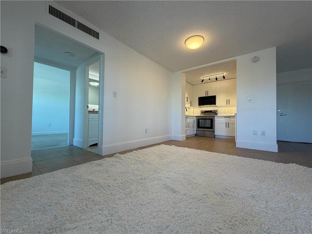 2350 1st ST 303-3