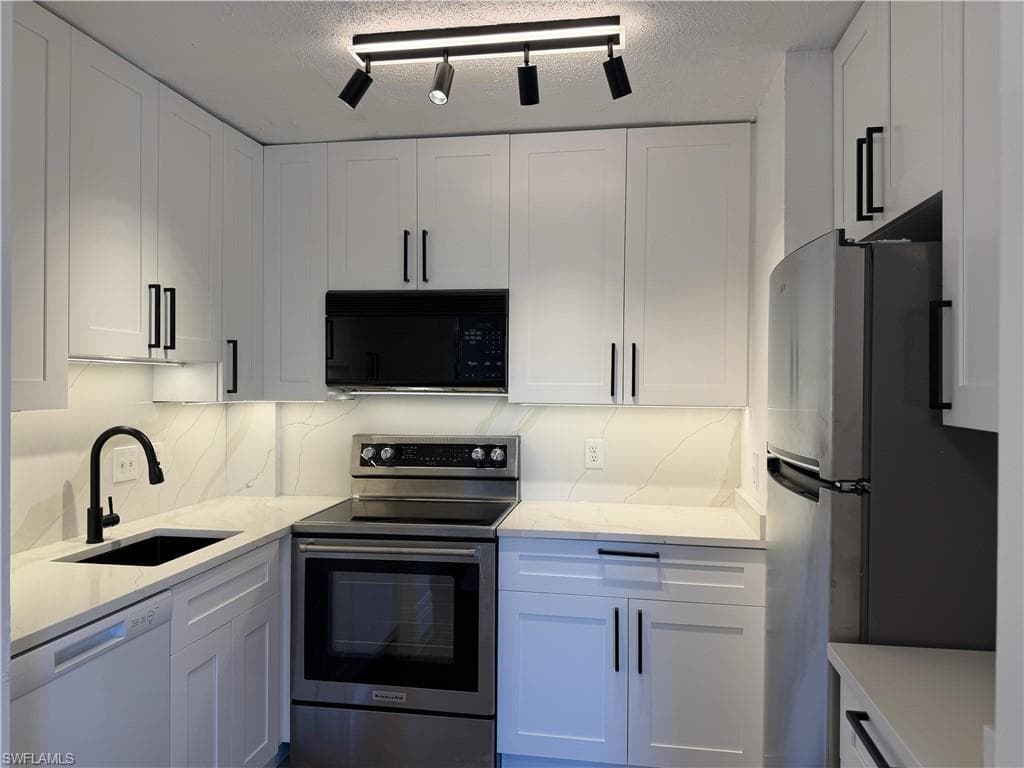 2350 1st ST 303-1