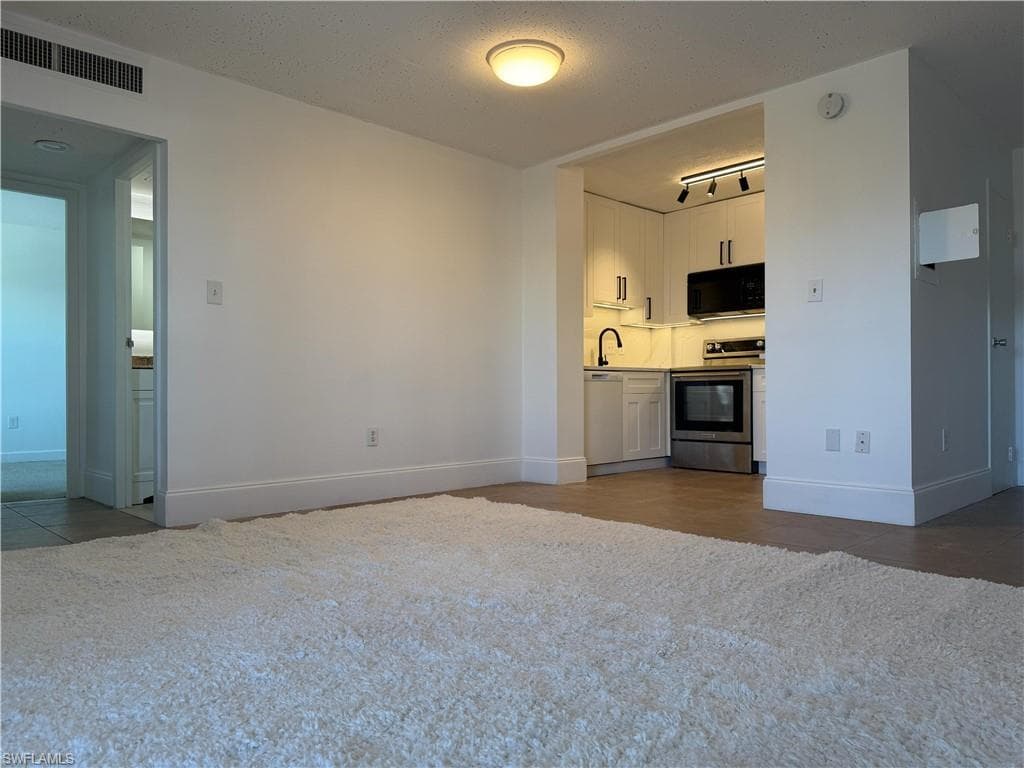 2350 1st ST 303-15