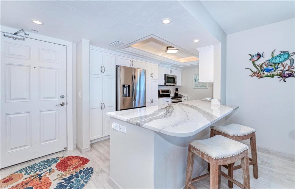 2800 Estero BLVD PH2-28