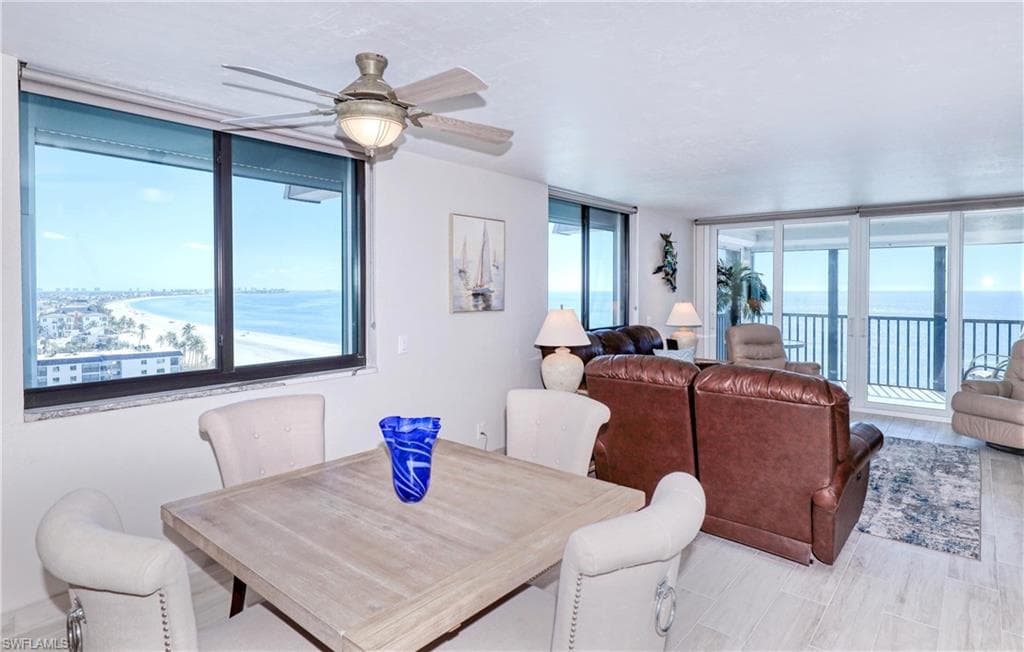 2800 Estero BLVD PH2-9