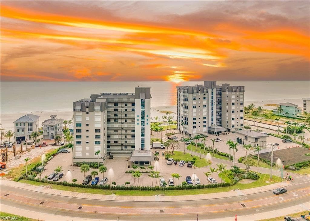 2800 Estero BLVD PH2-38