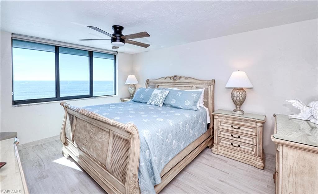2800 Estero BLVD PH2-18