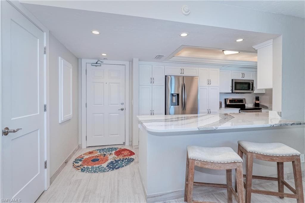 2800 Estero BLVD PH2-37