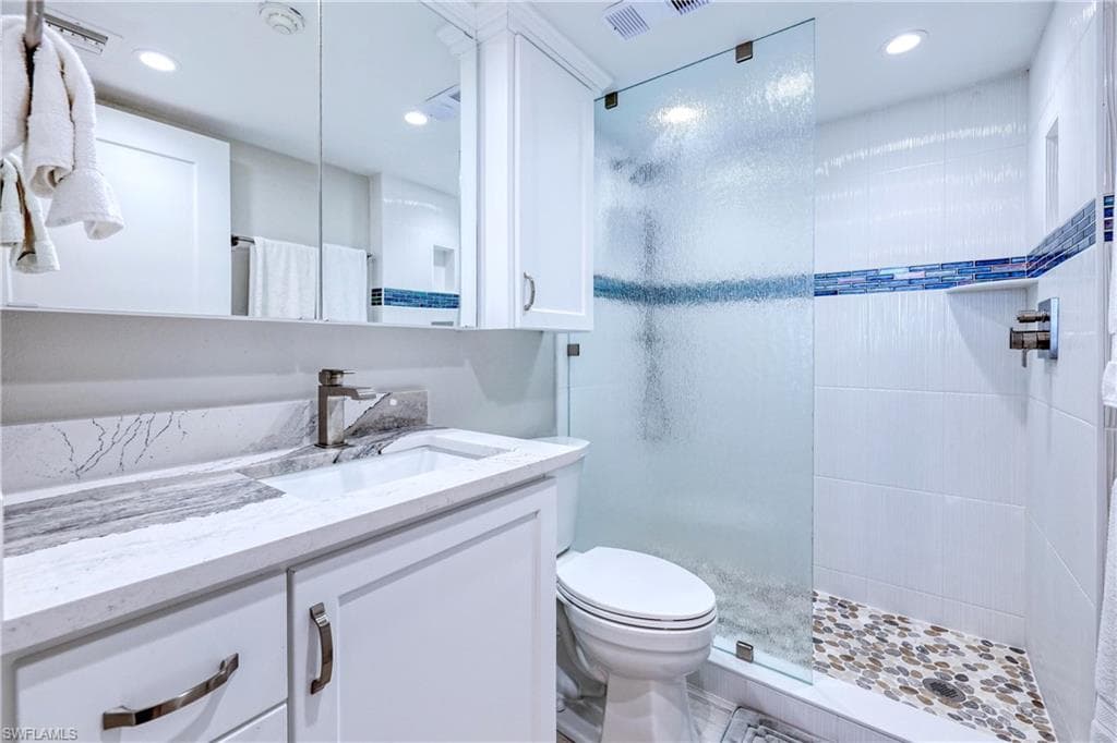2800 Estero BLVD PH2-35