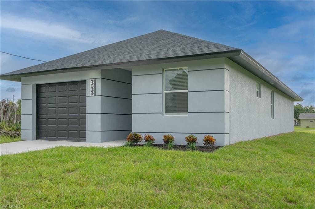 2045 Carver AVE-2