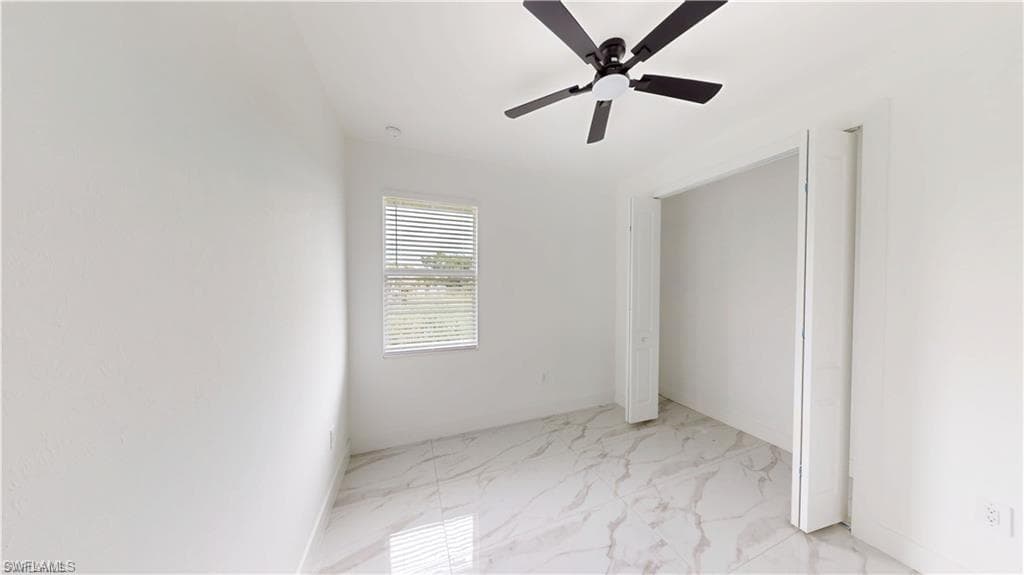 2045 Carver AVE-17