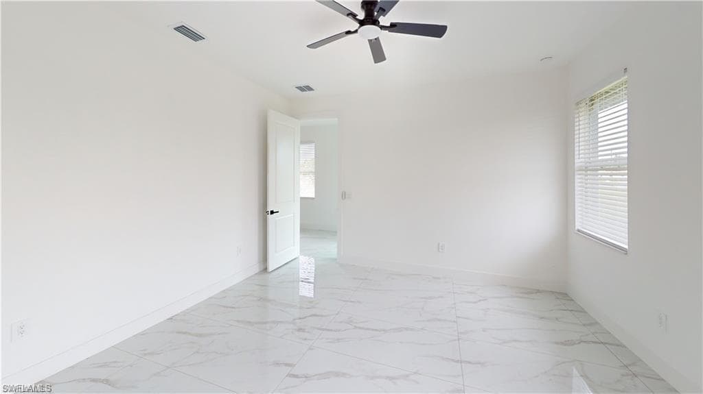 2045 Carver AVE-9
