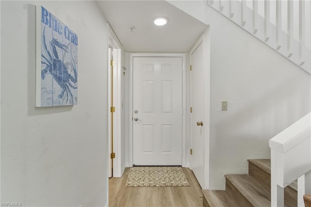 5301 Blue Crab CIR 4-17
