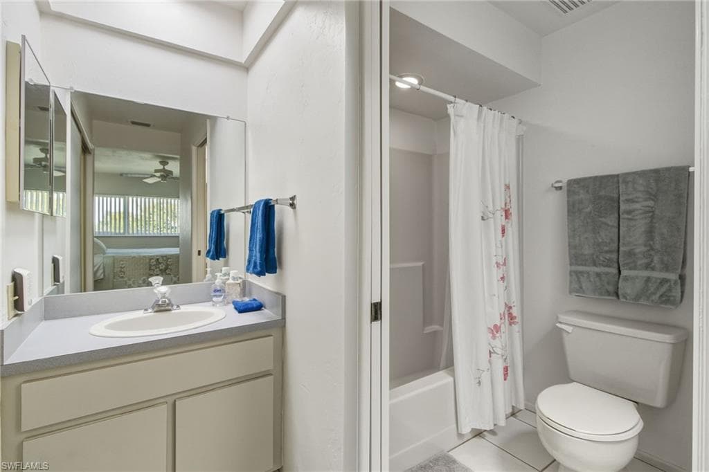 5301 Blue Crab CIR 4-26