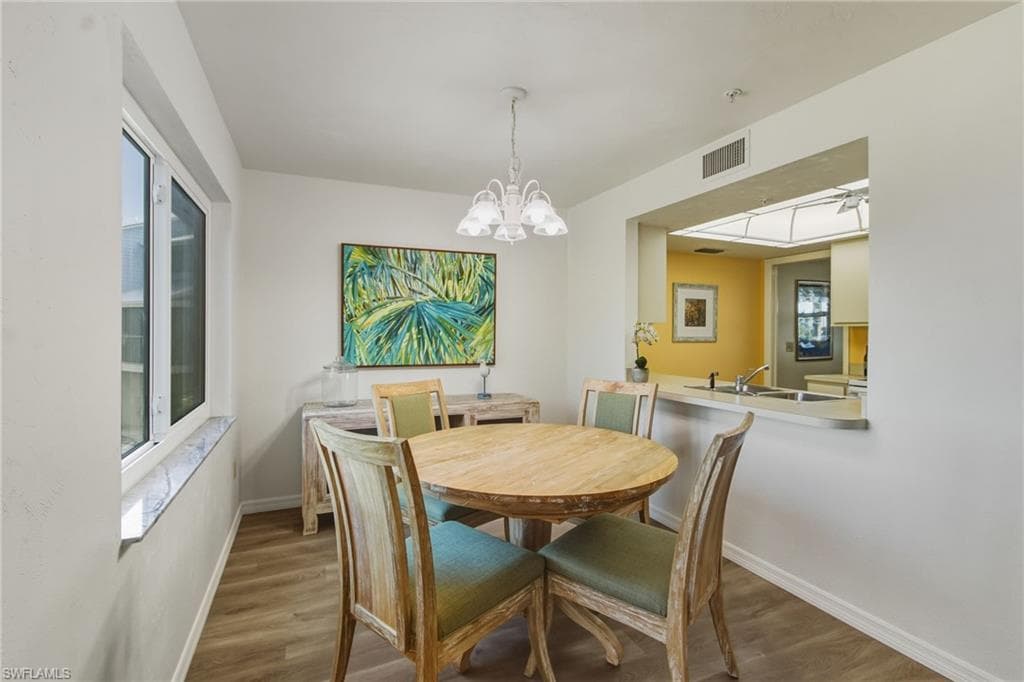 5301 Blue Crab CIR 4-19