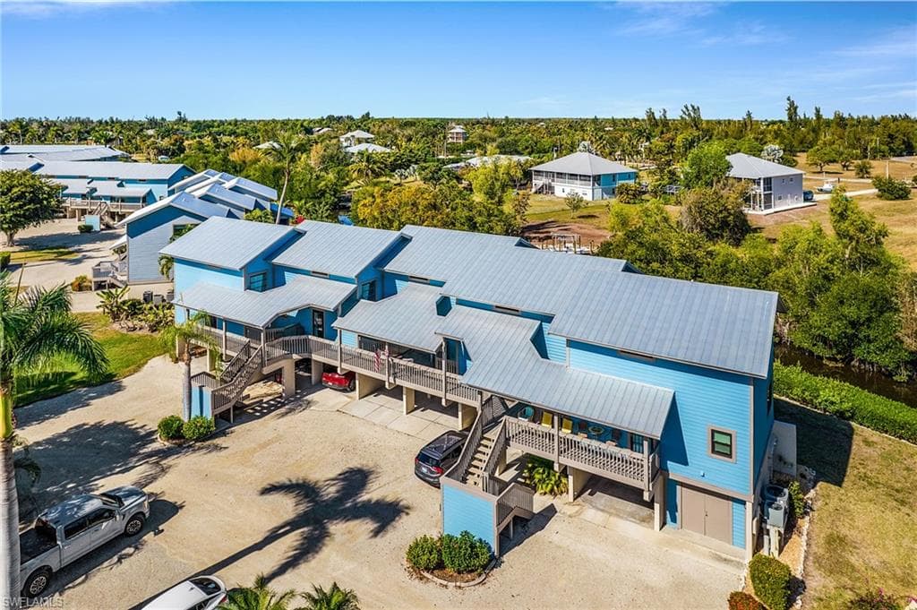 5301 Blue Crab CIR 4-29