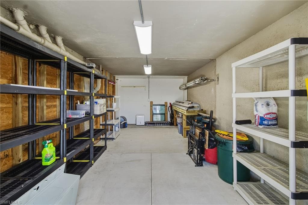 5301 Blue Crab CIR 4-4
