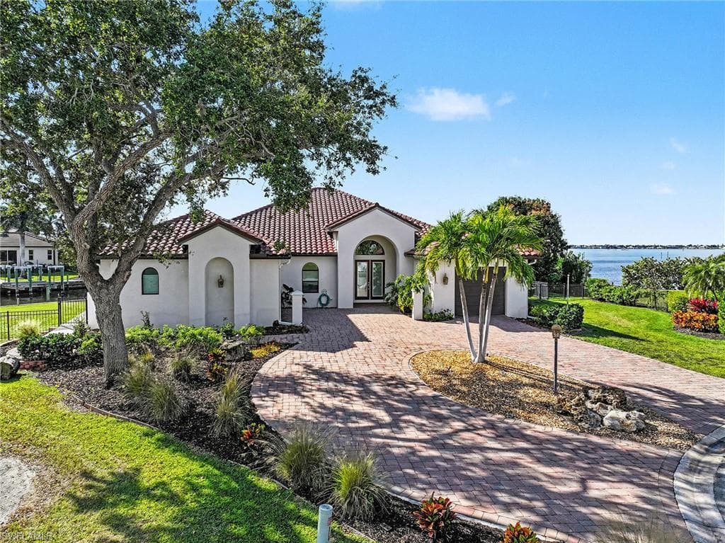866 Cal Cove DR-6
