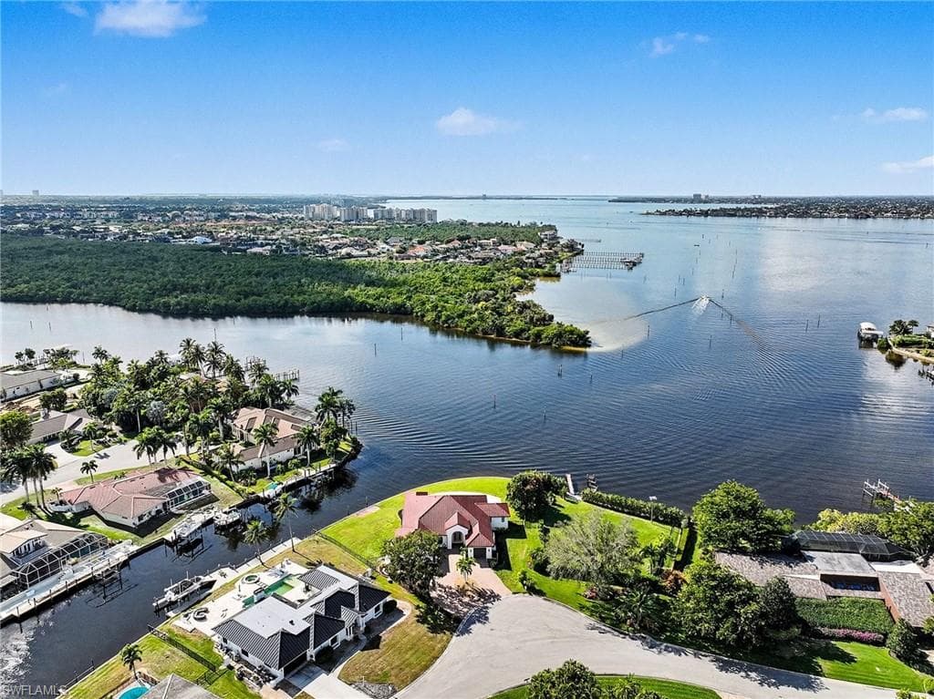 866 Cal Cove DR-1