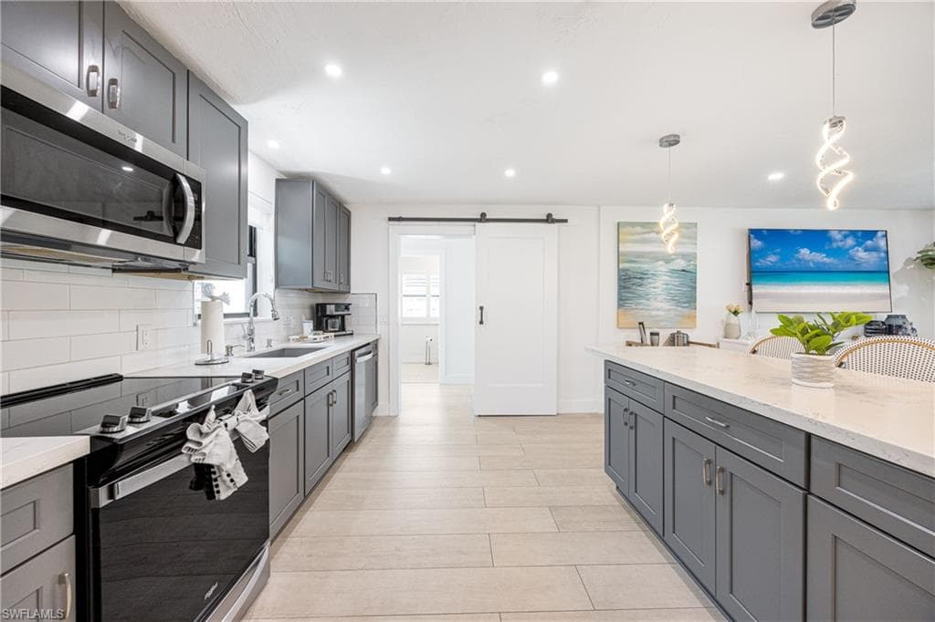 493 Willet AVE-8