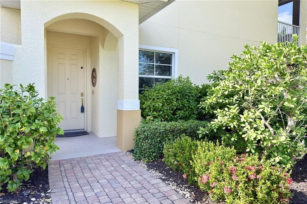 5960 Tarpon Gardens CIR 102-32