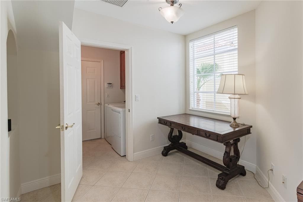 5960 Tarpon Gardens CIR 102-19