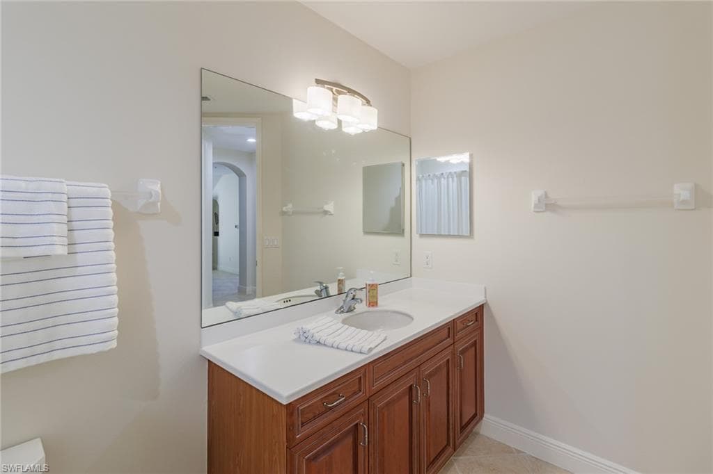 5960 Tarpon Gardens CIR 102-29