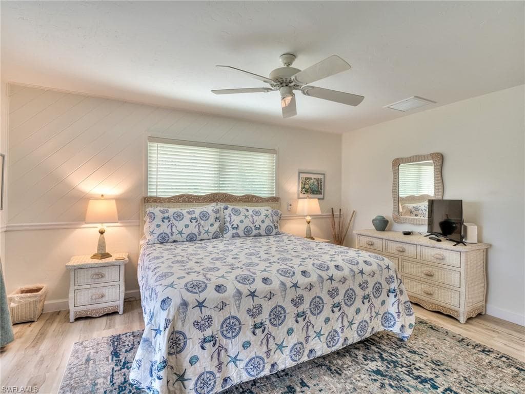 11510 Murmond LN-13