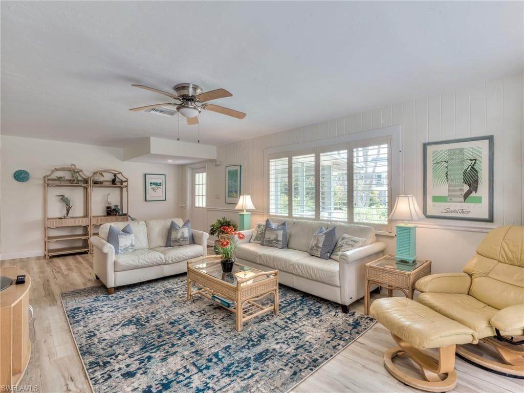 11510 Murmond LN-8