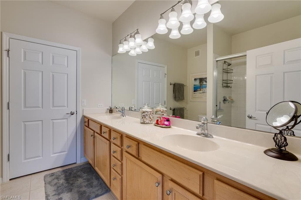 11751 Pasetto LN 303-14
