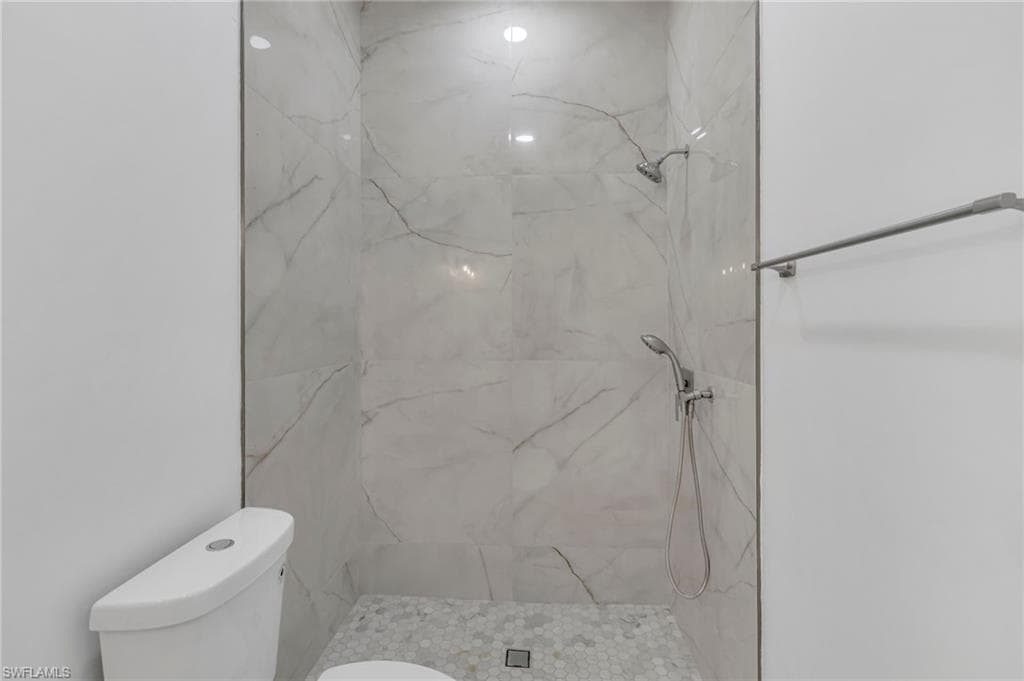 11099 Sea Tropic LN-26