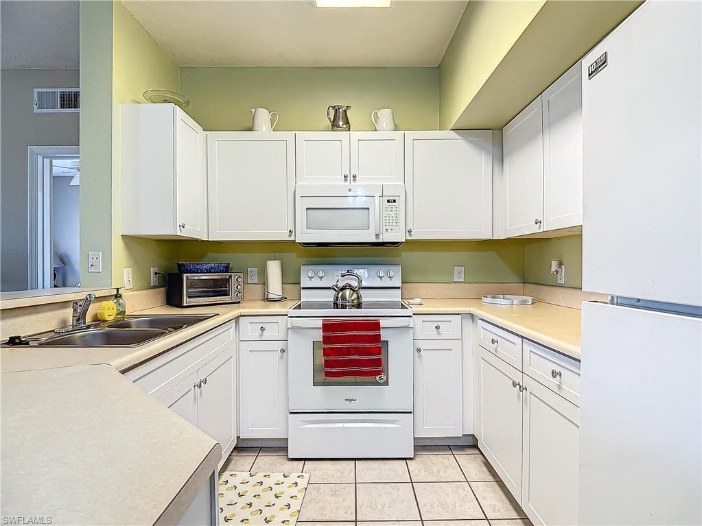 15625 Ocean Walk CIR S 208-17