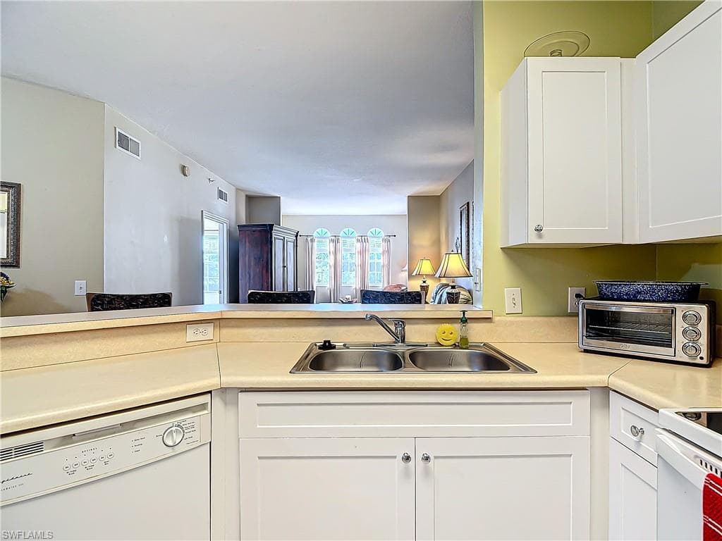 15625 Ocean Walk CIR S 208-20