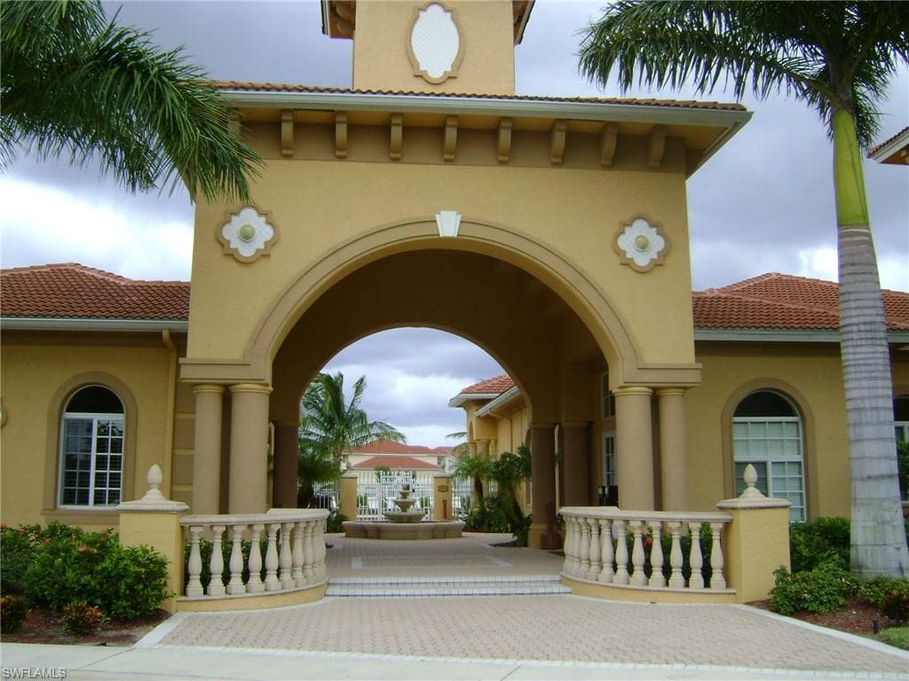 15625 Ocean Walk CIR S 208-33