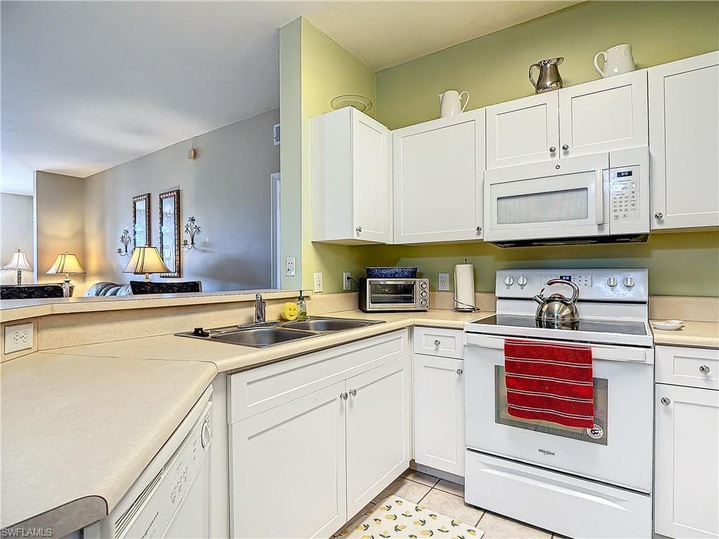15625 Ocean Walk CIR S 208-18