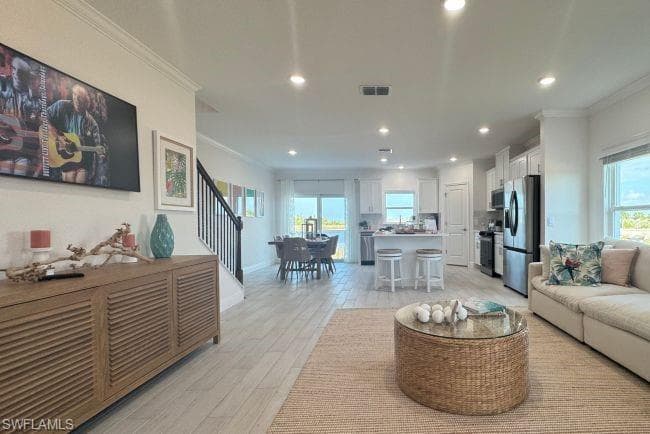 10721 Fountain Palm CIR-7