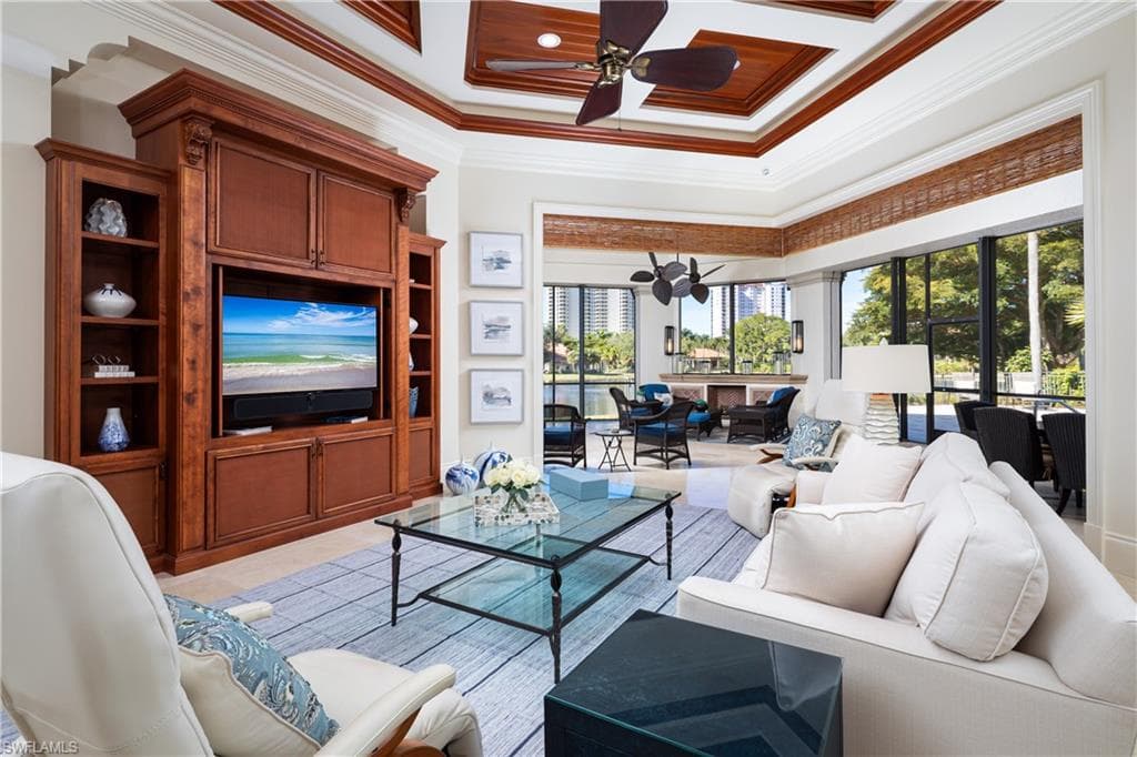 23821 Tuscany CT-18