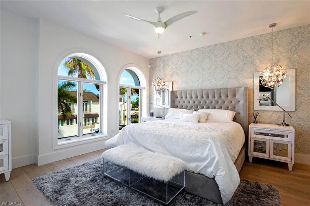 900 5th AVE S 303-7