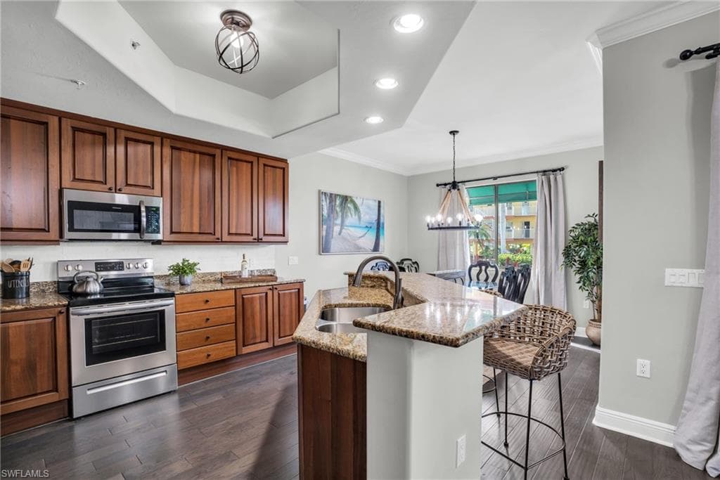 985 Sandpiper ST SW I103-7