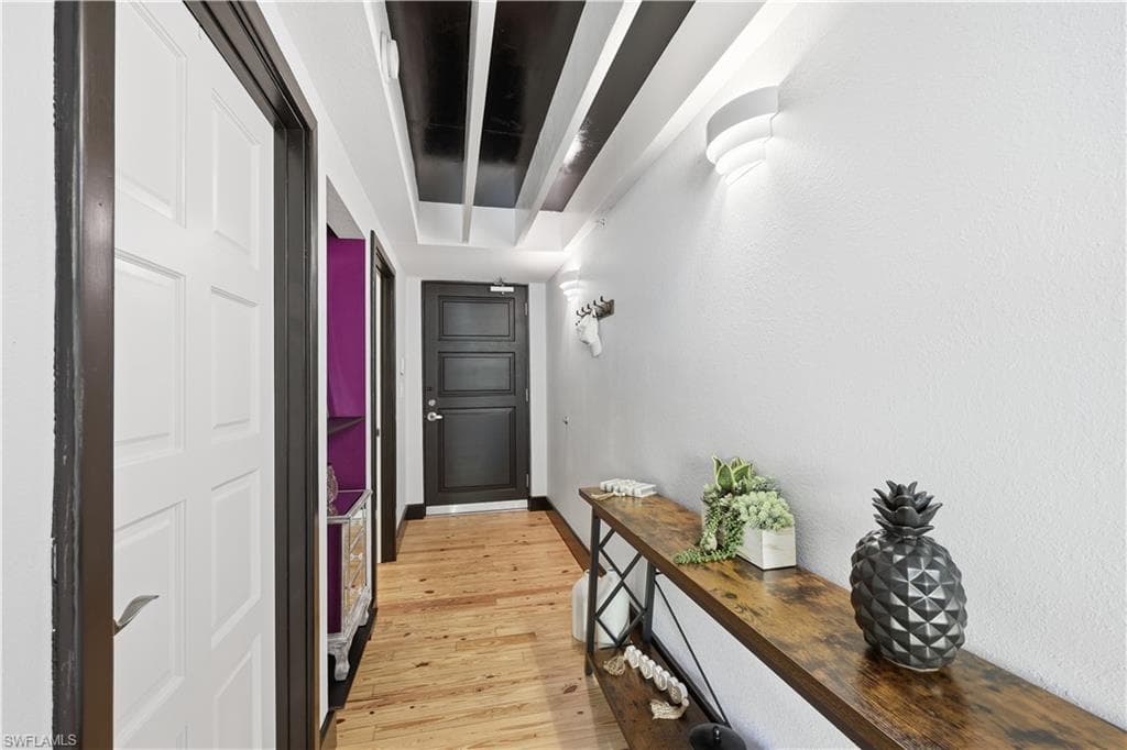 2260 1st ST 210-6