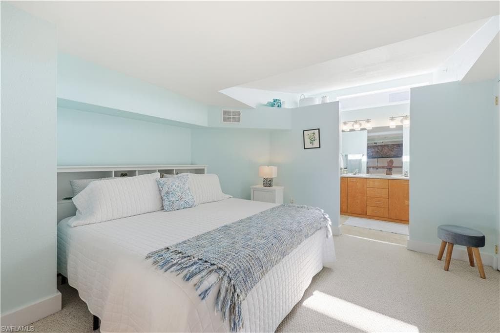 2260 1st ST 210-14