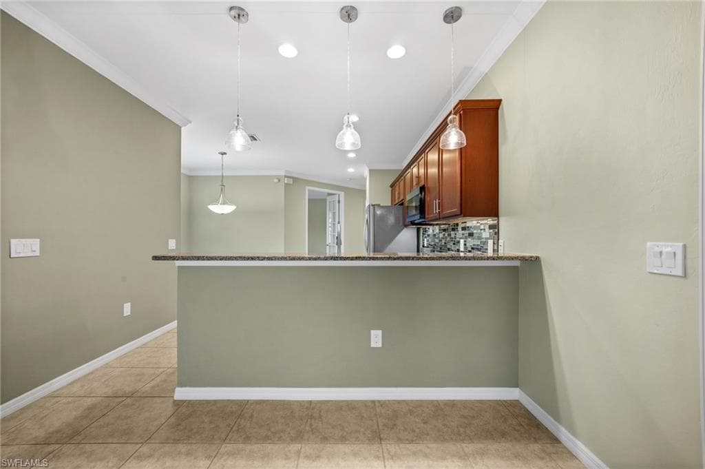 1511 Oceania DR S-17