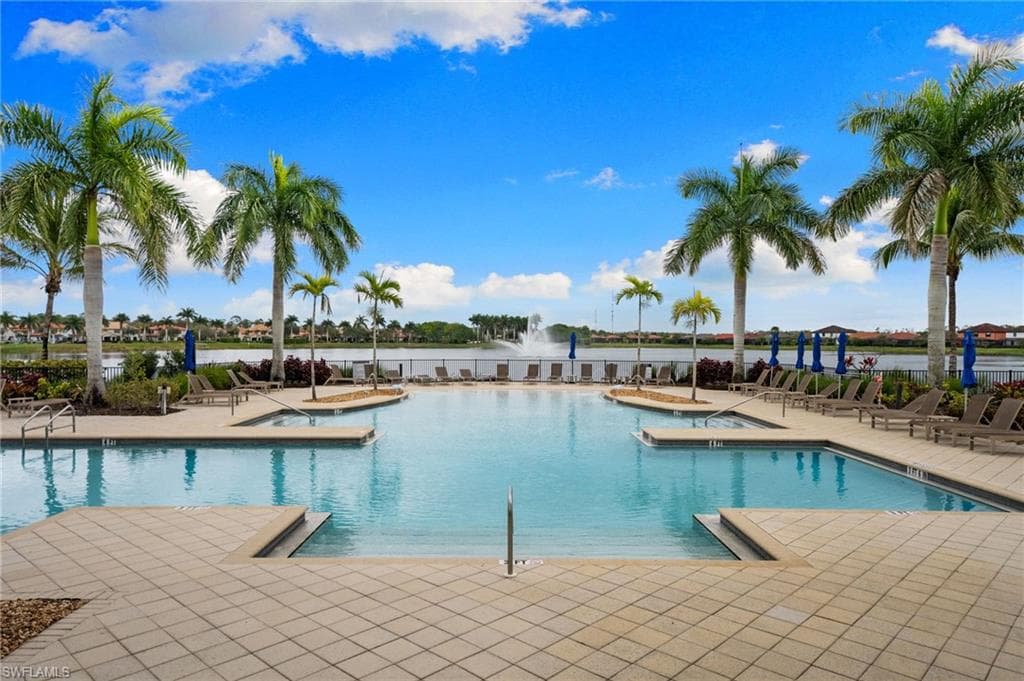 1511 Oceania DR S-32