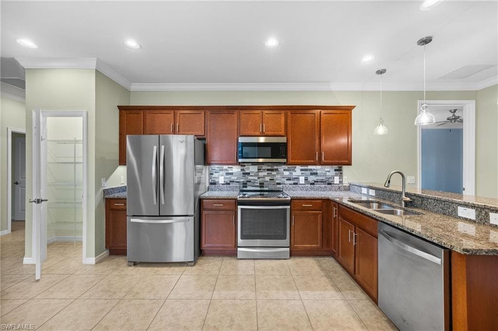 1511 Oceania DR S-10