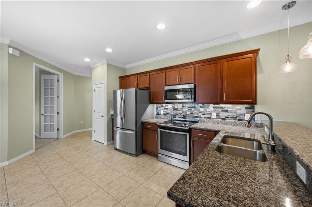 1511 Oceania DR S-15
