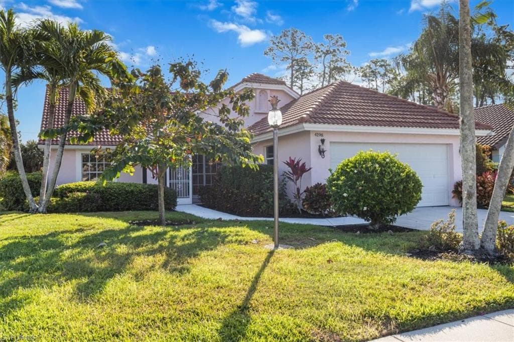 4198 Royal Wood BLVD-3