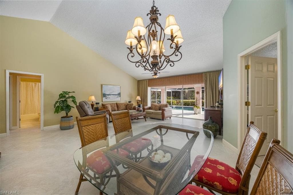 4198 Royal Wood BLVD-11