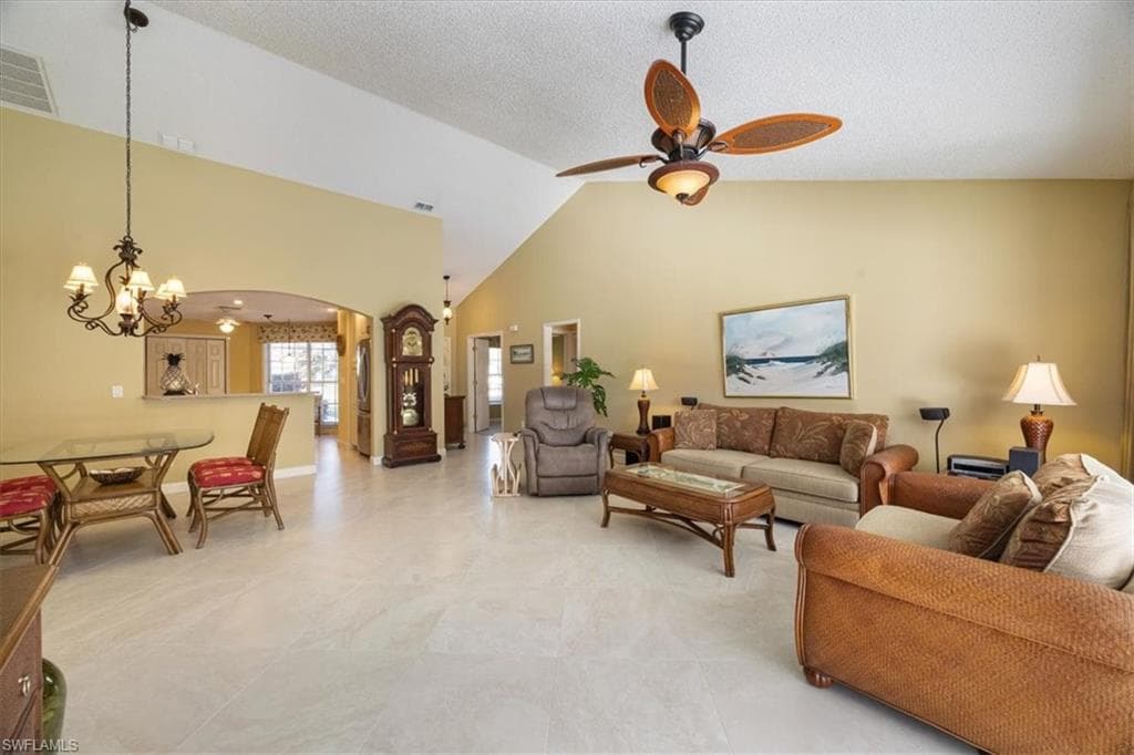 4198 Royal Wood BLVD-8