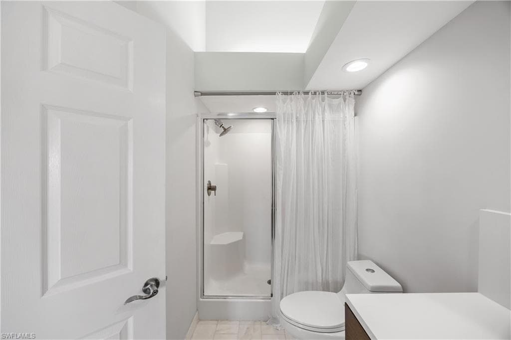 28871 Bermuda Lago CT 304-22
