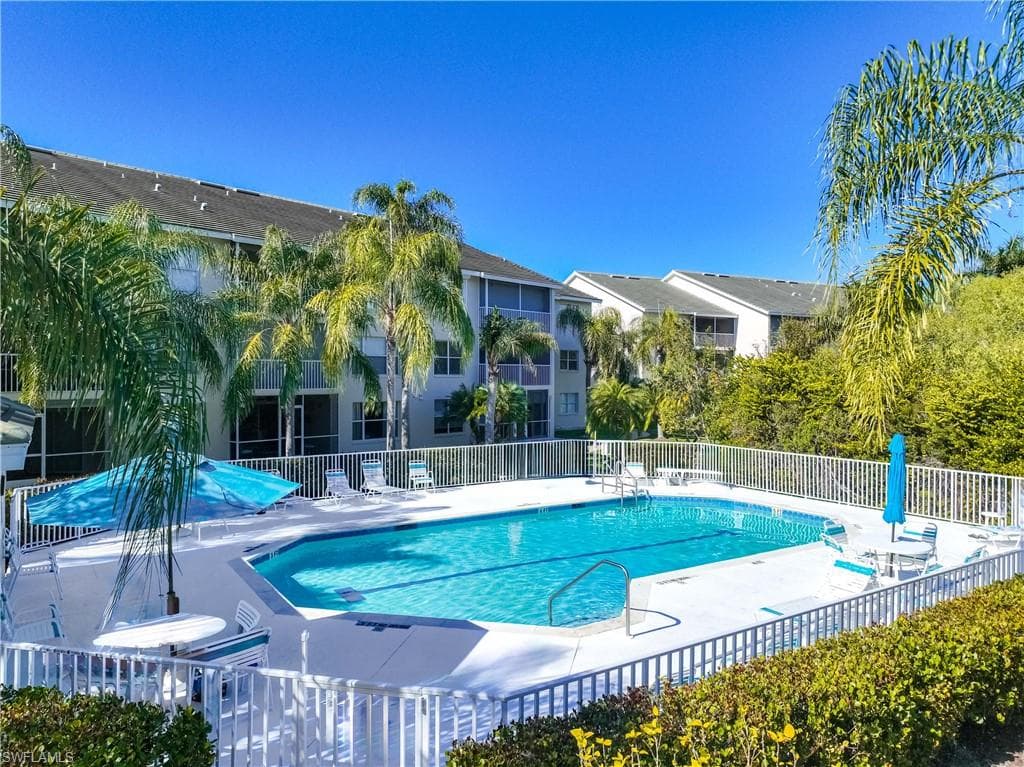 28871 Bermuda Lago CT 304-35