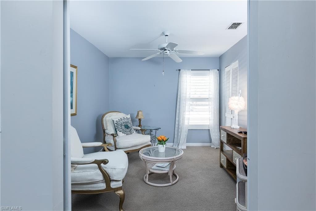 5825 Trailwinds DR 425-16