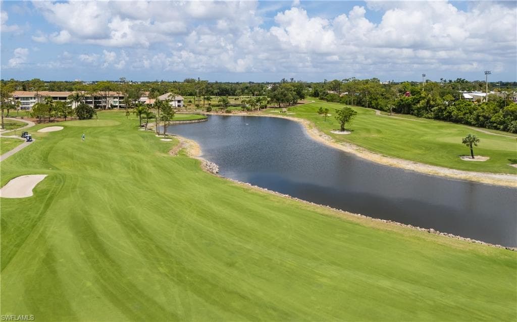 5825 Trailwinds DR 425-37