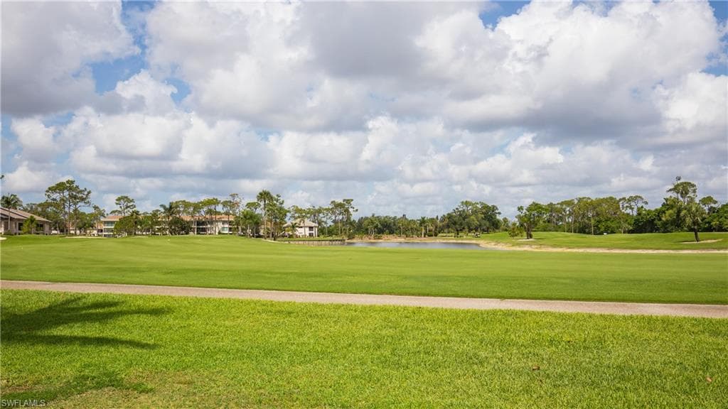 5825 Trailwinds DR 425-31